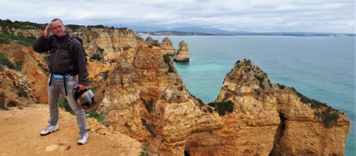 Jan Hendrik reed naar de Algarve in Portugal op de motor.